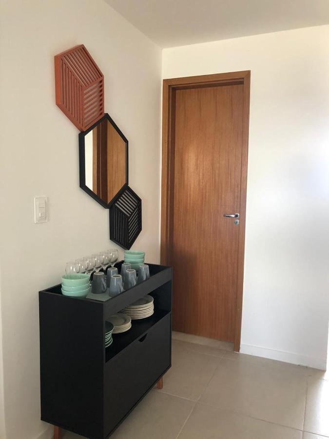Apto Guarajuba Praia Condominio Porto Smeralda-100 Metros Da Praia エクステリア 写真