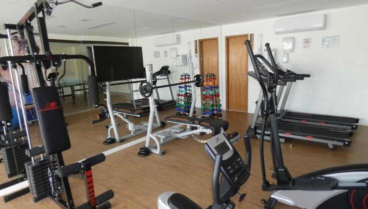 Apto Guarajuba Praia Condominio Porto Smeralda-100 Metros Da Praia エクステリア 写真