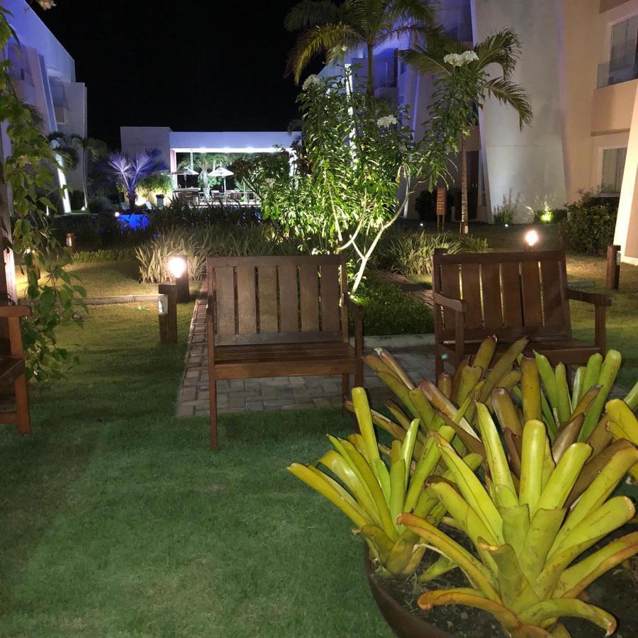 Apto Guarajuba Praia Condominio Porto Smeralda-100 Metros Da Praia エクステリア 写真