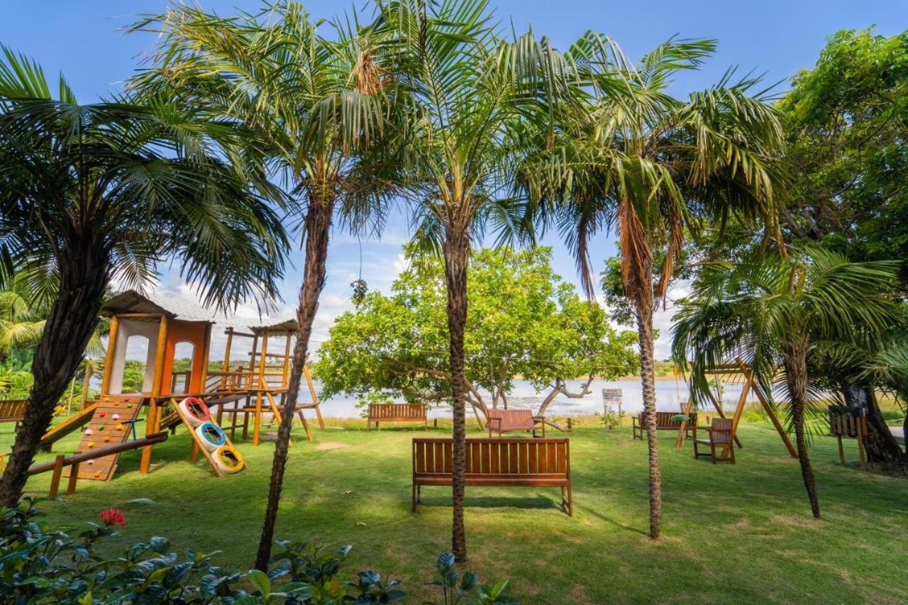 Apto Guarajuba Praia Condominio Porto Smeralda-100 Metros Da Praia エクステリア 写真